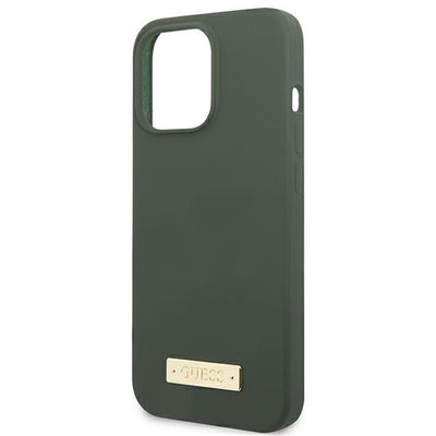 Guess Silicone Logo Plate MagSafe case for iPhone 13 Pro / iPhone 13 - green