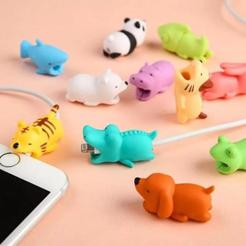 Panda-shaped phone cable cover — Hurtel