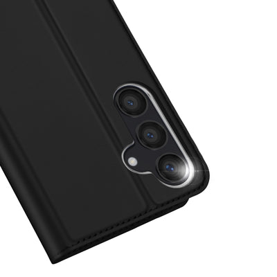 Dux Ducis Skin Pro case for Samsung S24 with flap - black