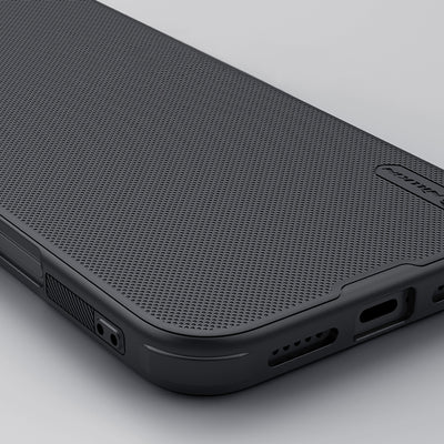 Nillkin Super Frosted Shield Pro Magnetic Case for iPhone 16 - black