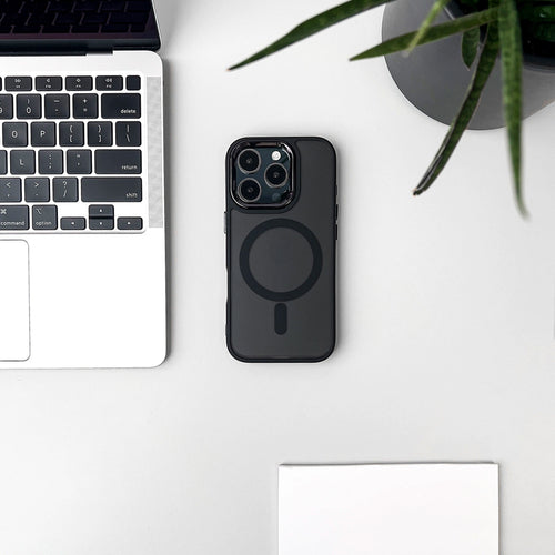 Fashion Case compatible with MagSafe for iPhone 17 Pro Max - black — Hurtel