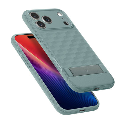 Green \ iPhone 17 Pro Max — Spigen