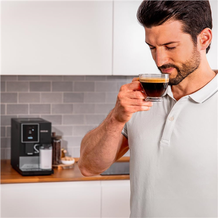 Cecotec Coffee Maker | Cremmaet Compactccino Connected | Pump pressure 19 bar | Built-in milk frother | Super-automatic
