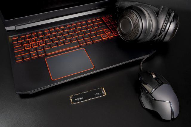 SSD CRUCIAL P3 Plus 1TB M.2 NVMe 3D NAND Write speed 3600 MBytes/sec Read speed 5000 MBytes/sec TBW 220 TB MTBF 1500000 hours CT1000P3PSSD8