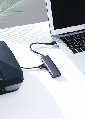 Ugreen USB Type C HUB - 4x USB 3.2 Gen 1 with USB-C power port gray (CM219 70336)