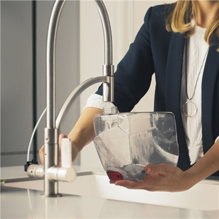 Bissell | Spot Cleaner | SpotClean Pro | Corded operating | Washing function | 750 W | Red/Titanium | 24 month(s)