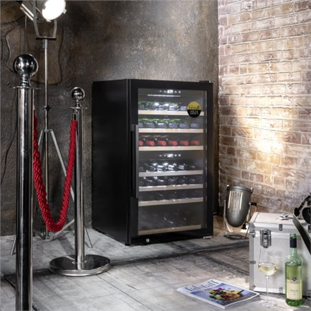 Caso | Smart Wine Cooler | WineExclusive 66 | Energy efficiency class G | Showcase | Free standing | Bottles capacity bo