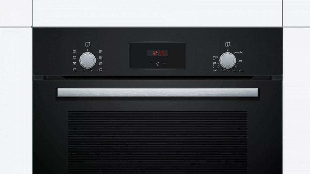 Oven HBF153BB0