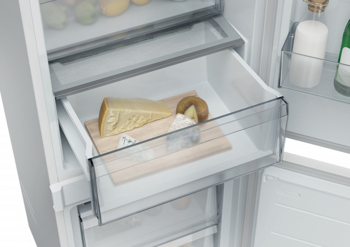 refrigerator-freezer built-in CNBQT3518E