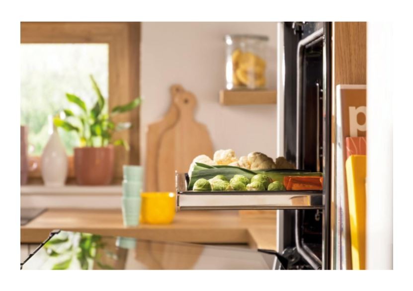 Oven BOSB6737E06X