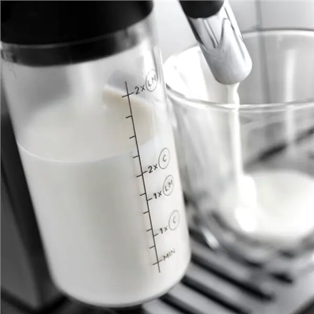 Delonghi | Automatic Coffee Maker | ECAM290.61.SB Magnifica Evo | Pump pressure 15 bar | Built-in milk frother | Automat