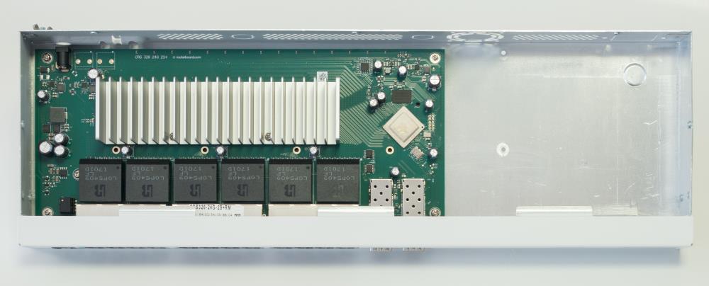 Switch MIKROTIK 24x10Base-T / 100Base-TX / 1000Base-T 2xSFP+ CRS326-24G-2S+RM