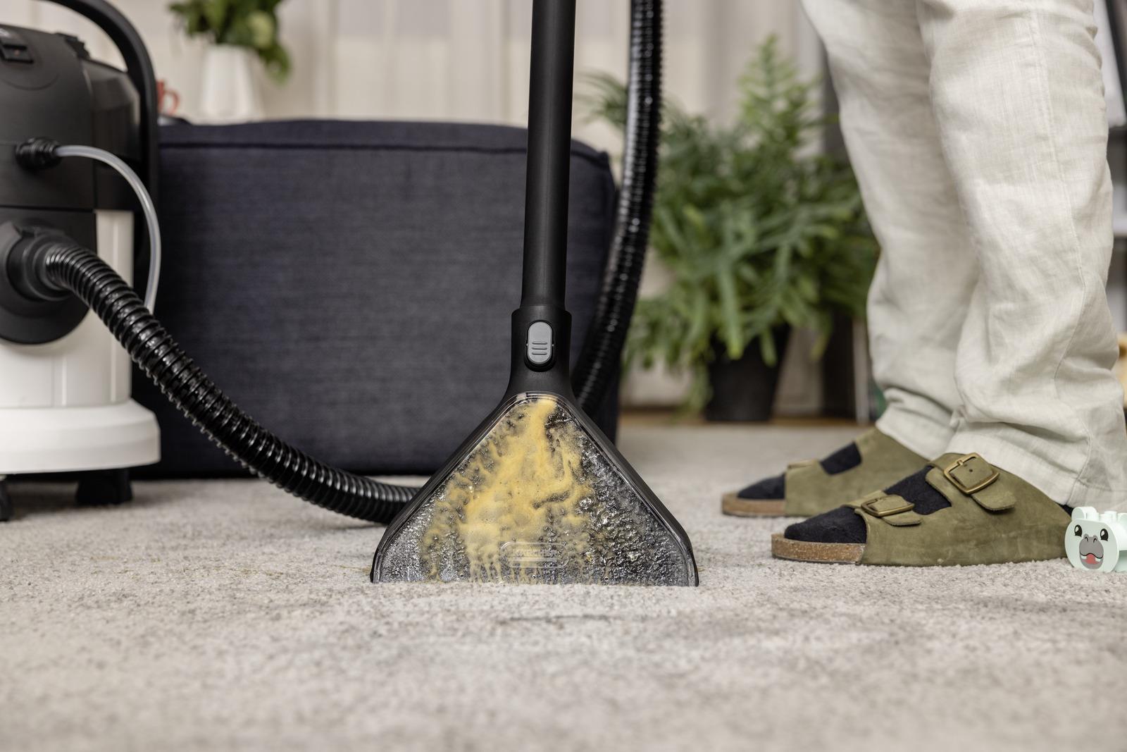 Vacuum Cleaner KARCHER Input power 1000 W Dust capacity 4 L Drum vacuum Cleaning type Dry&wet Dust container Bagless Colour Black/Grey/White 1.081-155.0