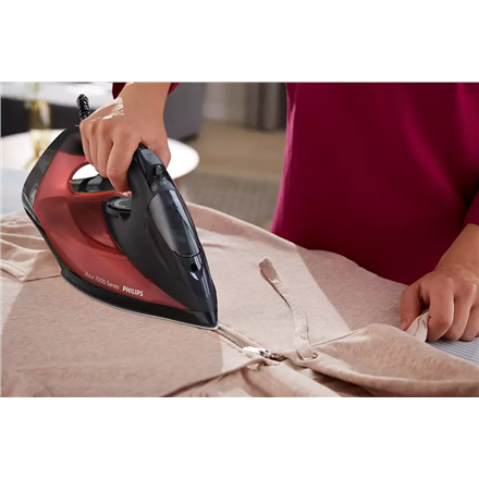 Philips | DST7022/40 | Steam Iron | 2800 W | Water tank capacity 0.3 ml | Continuous steam 50 g/min | Steam boost perfor