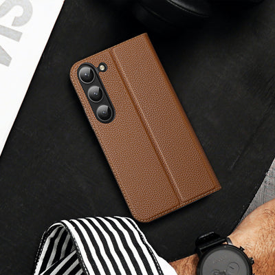 Dux Ducis Skin X2 case Samsung Galaxy S23+ flip case wallet stand brown