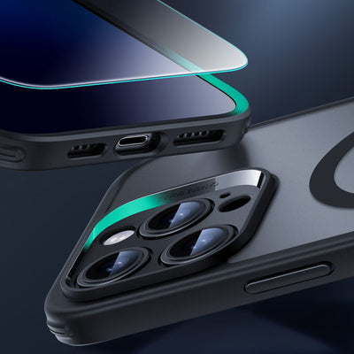 ESR Classic Pro Set Halolock MagSafe case for iPhone 16 Pro - black