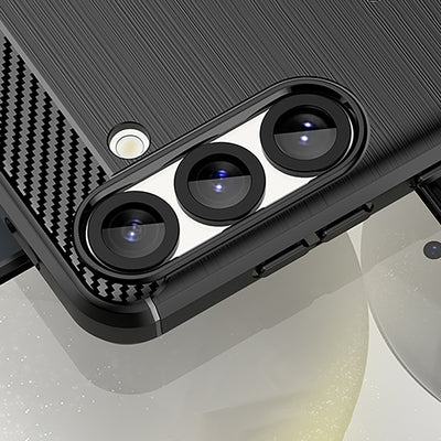 Carbon Case for iPhone 16e / 17e - Black — Hurtel