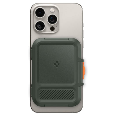 Spigen Lock Fit MagSafe Card Case - Green