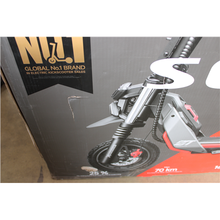 SALE OUT. Ninebot by Segway Kickscooter ZT3 Pro E, Black | Segway Ninebot Kickscooter ZT3 Pro E | 1600 W | 25 km/h | 11 