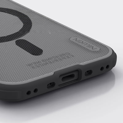 Super Frosted Shield Pro Magnetic Case IP17 Air Transparent black — Nillkin