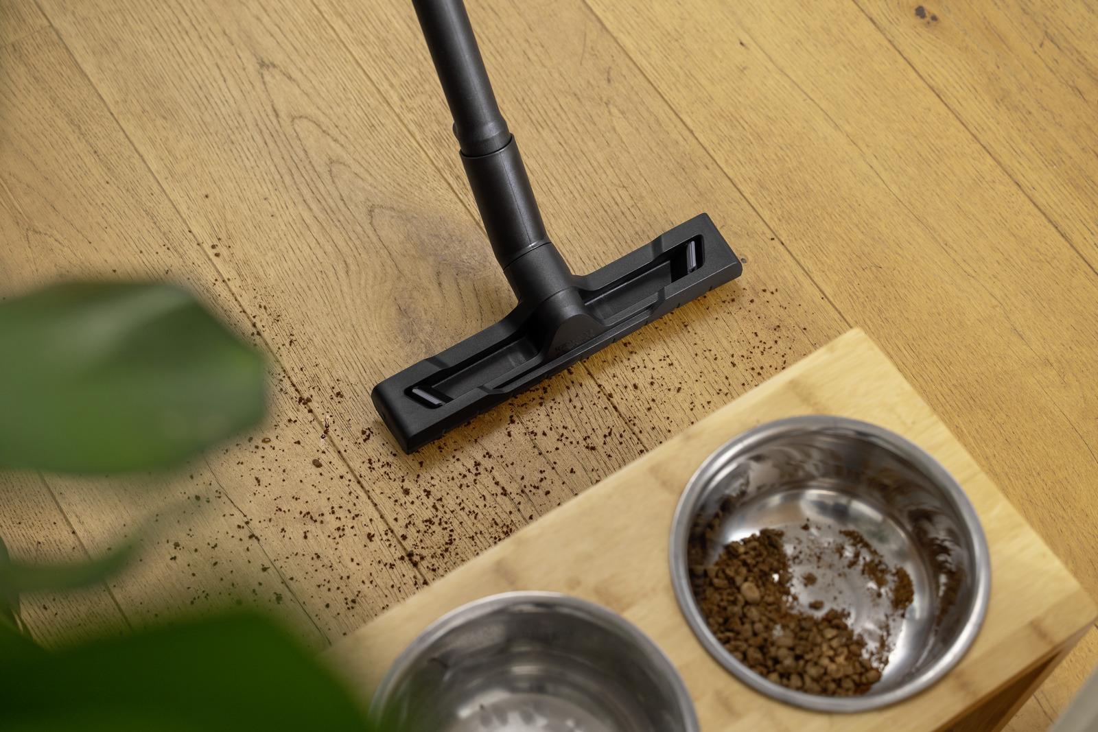 Vacuum Cleaner KARCHER Input power 1000 W Dust capacity 4 L Drum vacuum Cleaning type Dry&wet Dust container Bagless Colour Black/Grey/White 1.081-155.0