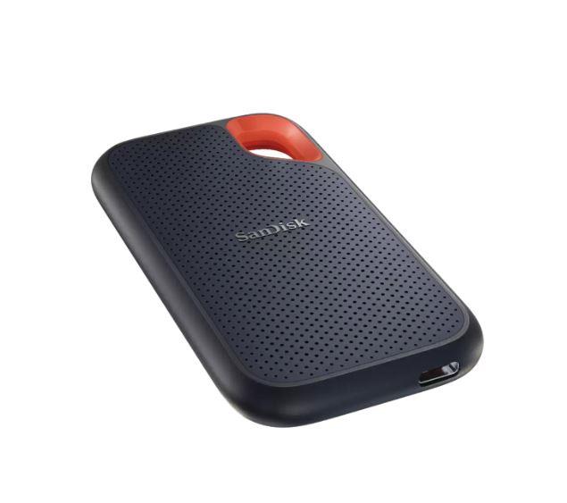 External SSD SANDISK Extreme 8TB USB-C Write speed 1000 MBytes/sec Read speed 1050 MBytes/sec SDSSDE61-8T00-G25