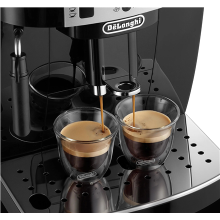 Delonghi | Coffee Maker | ECAM22.115.B Magnifica S | Pump pressure 15 bar | Built-in milk frother | Automatic | 1450 W |