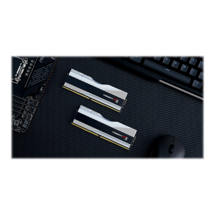 G.Skill | Trident Z5 RGB | 32 GB | DDR5 | 6000 MHz | PC/server | Registered No | ECC No