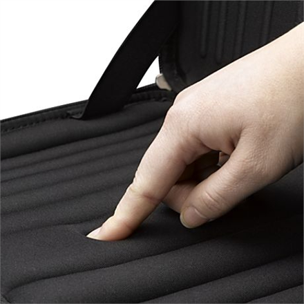 Case Logic | QNS111K | Fits up to size 12 " | Sleeve | Black