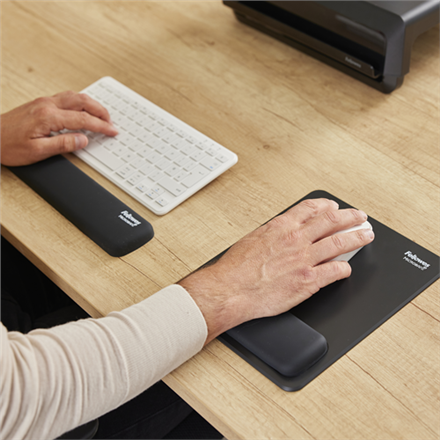 Fellowes | Breyta Compact Keyboard (TKL) Wrist Rest | Black