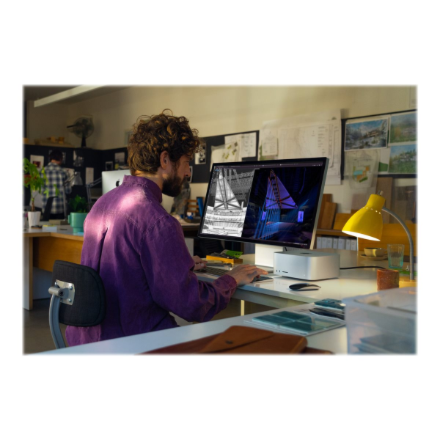 Apple | Studio Display, Standard Glass | 27 " | 5K | 16:9 | 60 Hz | 5120 x 2880 pixels | 600 cd/m² | Silver