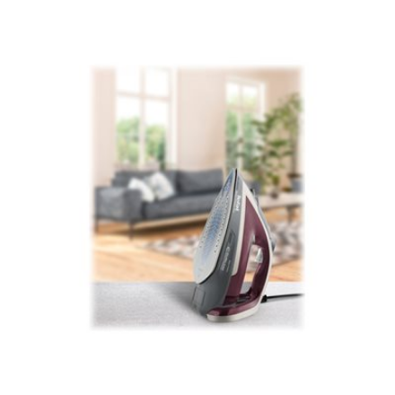 TEFAL | FV6870E0 | Steam Iron | 2800 W | Water tank capacity 270 ml | Continuous steam 40 g/min | Red/Grey