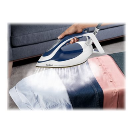 TEFAL | Steam Generator | GV9221E0 Pro Express Protect | 2600 W | 1.8 L | 7.6 bar | Vertical steam function | Calc-clean function | Blue/White