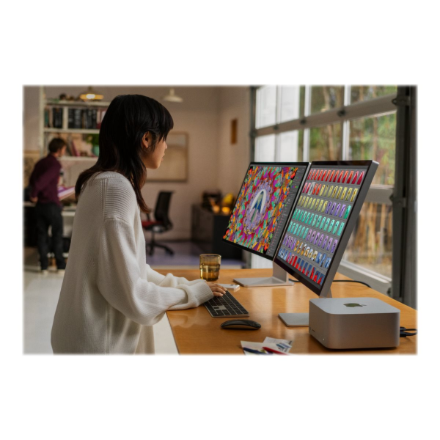 Apple | Studio Display, Standard Glass | 27 " | 5K | 16:9 | 60 Hz | 5120 x 2880 pixels | 600 cd/m² | Silver