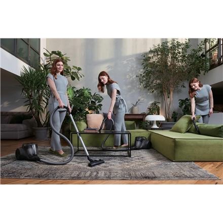 Hoover Vacuum Cleaner | HP105HM 011 | Bagless | Power 700 W | Dust capacity 2 L | Black