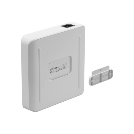 Ubiquiti | Switch Lite 16 PoE | USW-Lite-16-POE | Managed L2 | Wall-mountable/Desktop | PoE+ ports quantity 8