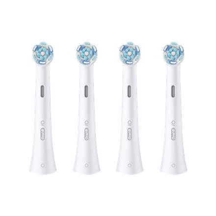 Oral-B | Replaceable toothbrush heads | iO UltimateClean | Heads | For adults | Number of brush heads included 4 | White
