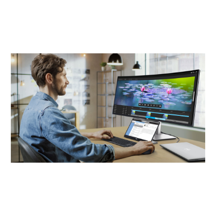 Dell | U4025QW | 40 " | IPS | 21:9 | 120 Hz | 8 ms | 5120 x 2160 pixels | 450 cd/m² | HDMI ports quantity 1 | Silver