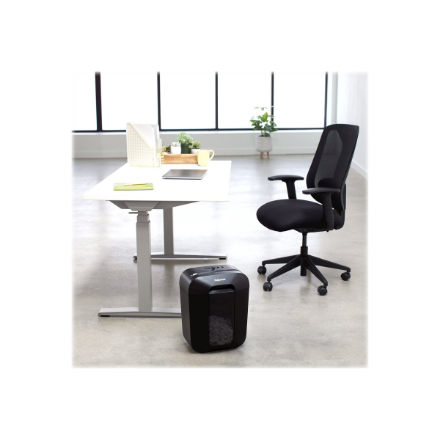 Cross-Cut | LX45 | Black | Paper shredding | Credit cards shredding | Traditional