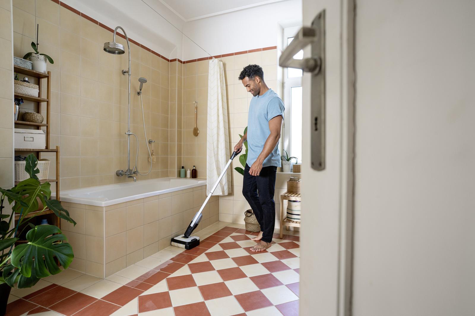 Vacuum Cleaner KARCHER dry&wet Electric broom Grey/White/Black Bagless Battery 2.3 kg 1.056-200.0