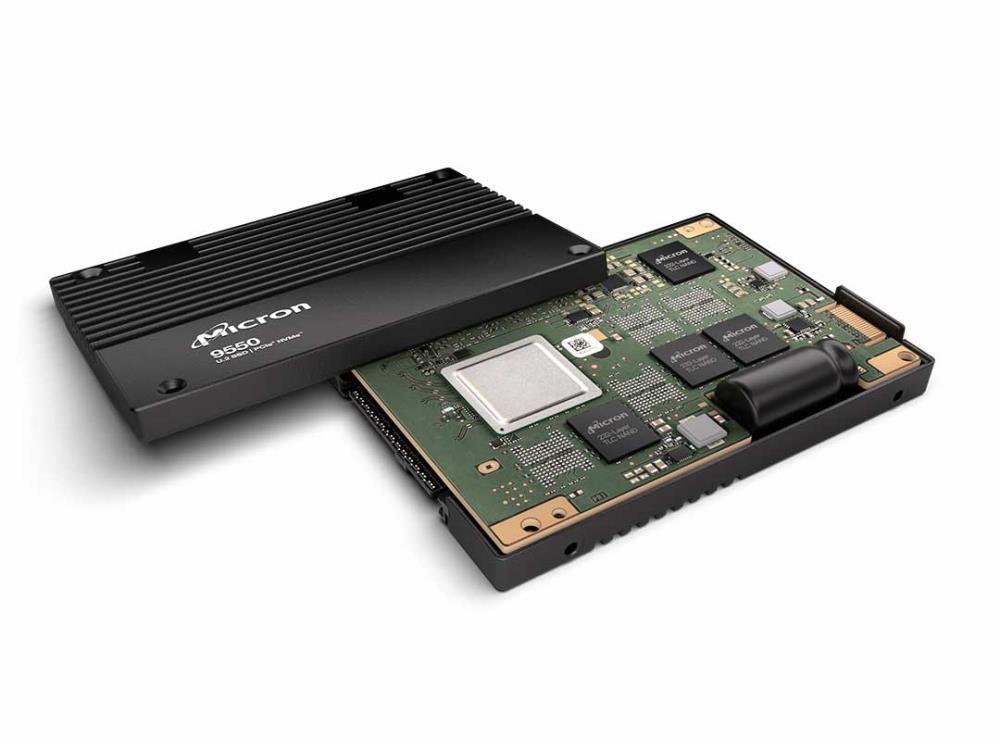 SSD MICRON SSD series 9550 PRO 15.36TB PCIe Gen5 NVMe NAND flash technology 3D TLC Write speed 10000 MBytes/sec Read speed 14000 MBytes/sec Form Factor U.2 MTFDLAL15T3THA-1BK1DABYYR
