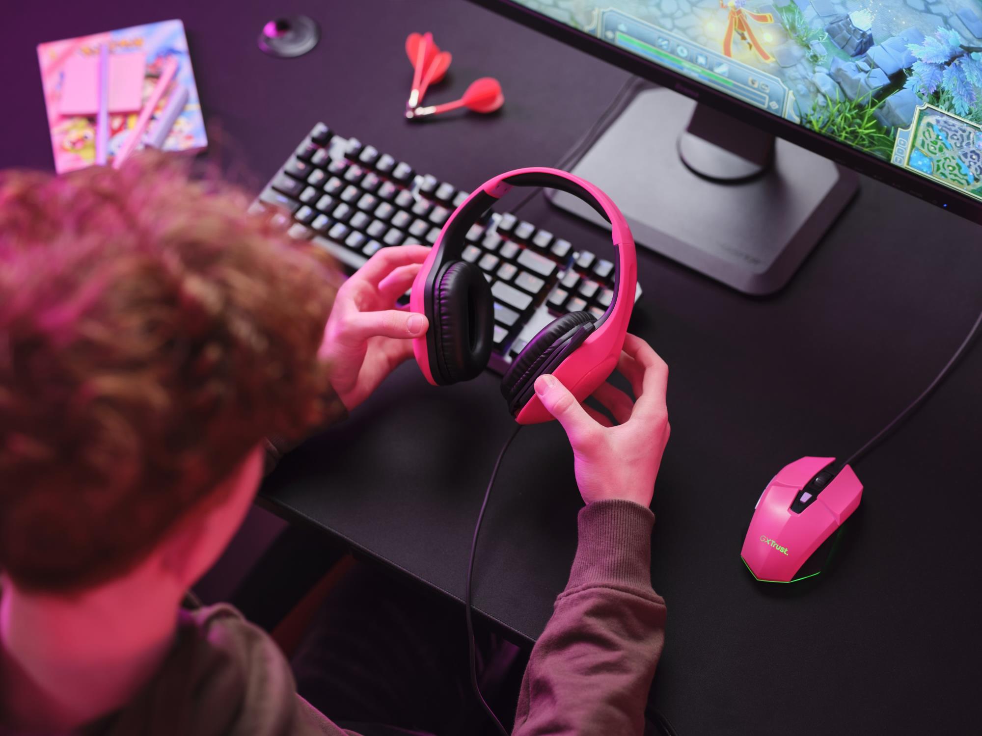 HEADSET GXT415P ZIROX/PINK 24992 TRUST