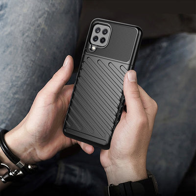 Thunder Case Flexible Tough Rugged Cover TPU Case for Samsung Galaxy A22 4G black — Hurtel