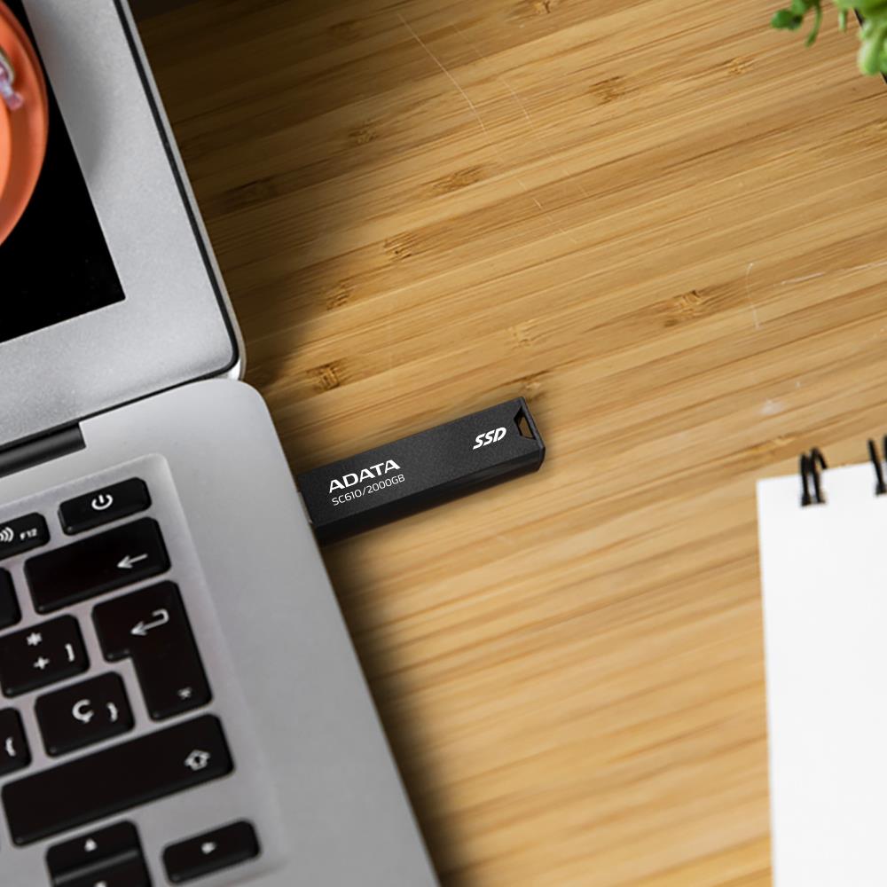 External SSD ADATA SC610 2TB USB 3.2 Write speed 500 MBytes/sec Read speed 550 MBytes/sec SC610-2000G-CBK/RD
