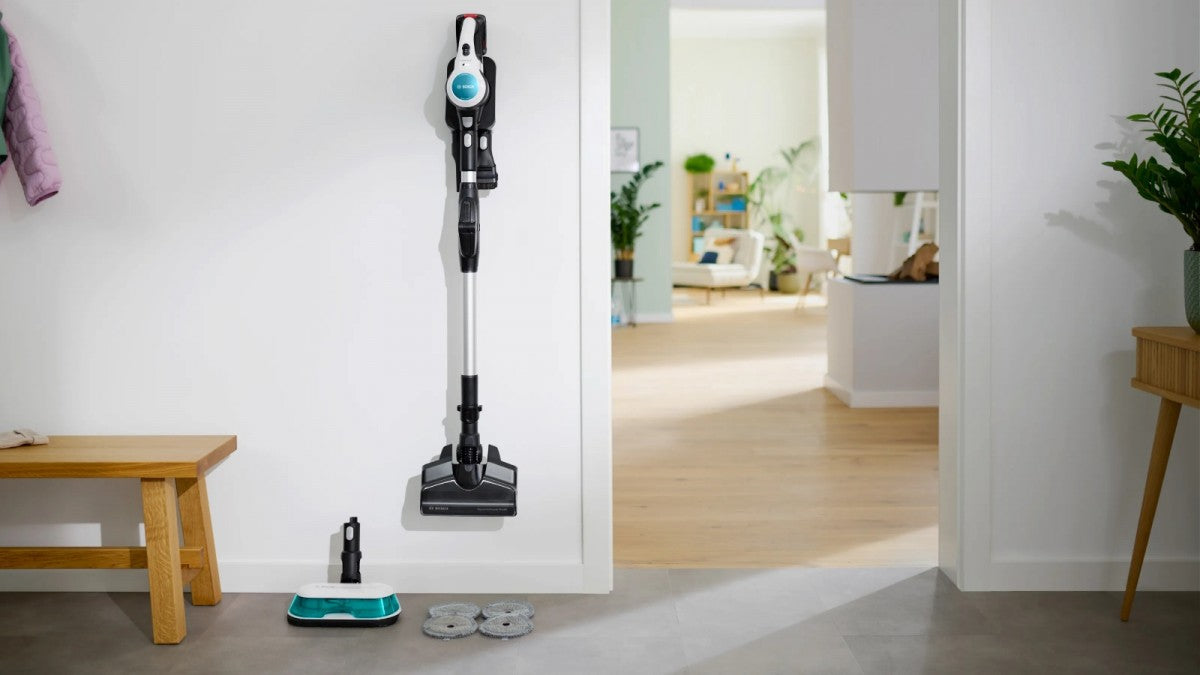 Upright vacuum cleaner Unlimited 7 ProHygienic Aqua BCS71HYG1