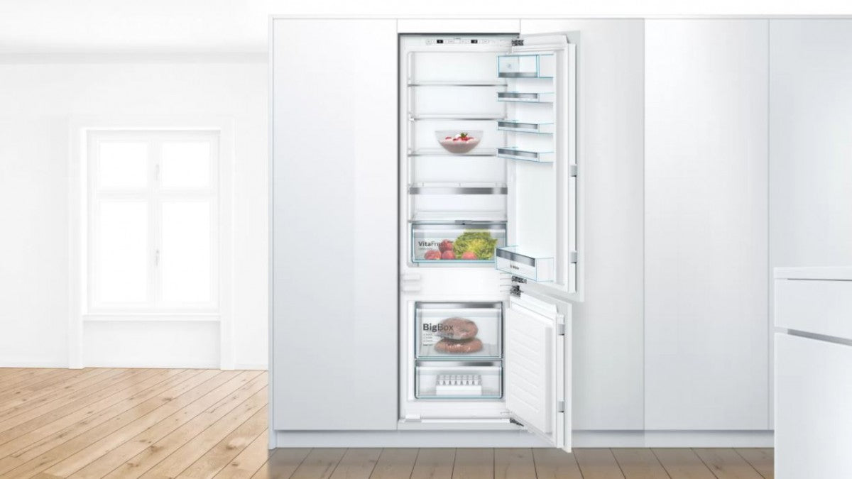KIS87AFE0 Fridge-Freezer