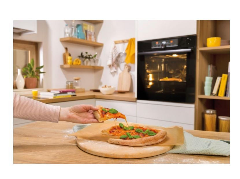 Oven BOSB6737E06X