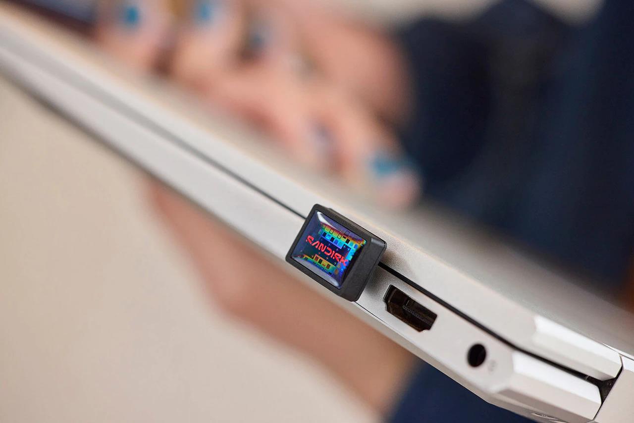 MEMORY DRIVE FLASH USB-C 1TB/SDCZ530-1T00-G46 SANDISK