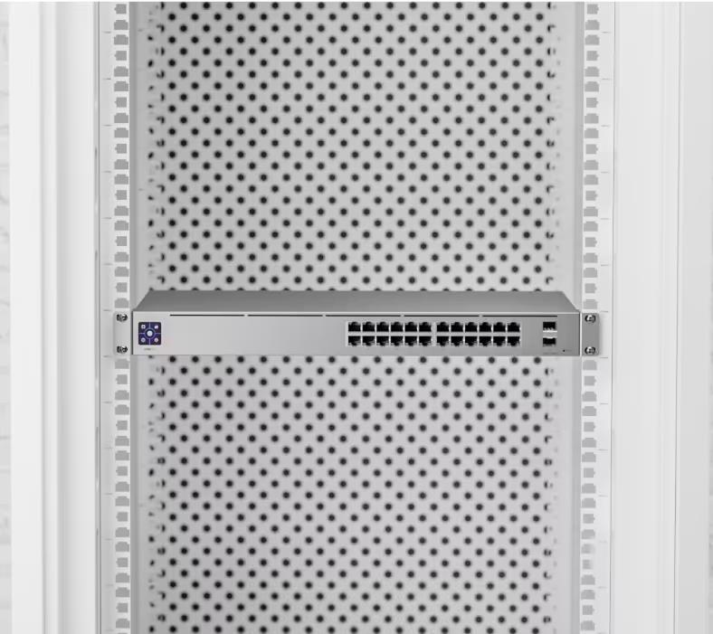 Switch UBIQUITI USW-Pro-24-PoE Type L3 Desktop/pedestal Rack 24x10Base-T / 100Base-TX / 1000Base-T 2xSFP+ PoE ports 24 PoE+ ports 16 400 Watts USW-PRO-24-POE
