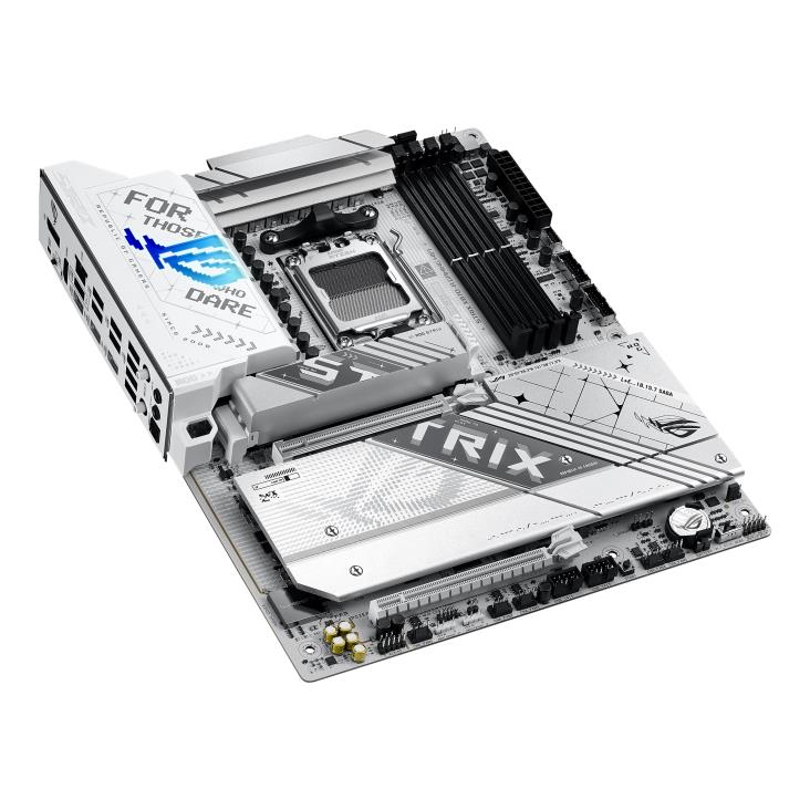 Mainboard ASUS AMD X870 SAM5 ATX Memory DDR5 Memory slots 4 1xPCI-Express 4.0 16x 1xPCI-Express 5.0 16x 4xM.2 1xHDMI 1xDisplayPort 1xAudio-In 1xAudio-Out 4xUSB 3.0 5xUSB 3.1 1xUSB-C 2xUSB4 1xOptical S/PDIF 90MB1IF0-M0EAY0